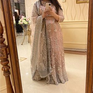 Gulaal lengha